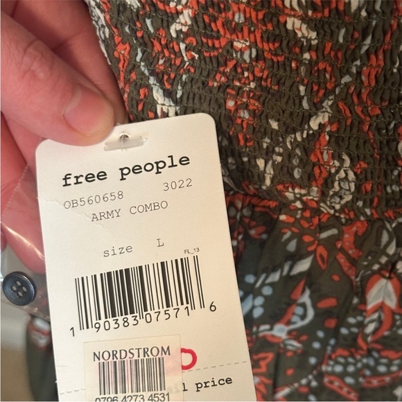 Free people… NWT Be my baby button up maxi dress . Size Large - Picture 7 of 8